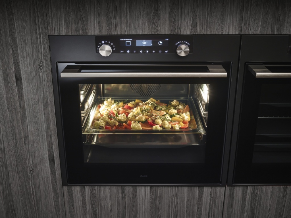 Self-Cleaning-Oven-1200x899 (1).jpg